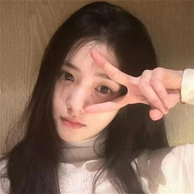 天空中的露西